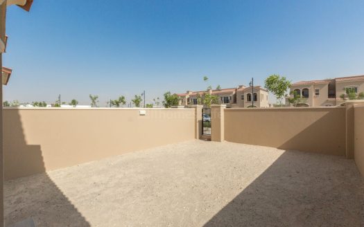 SINGLE ROW | ON THE PARK |  SPACIOUS 2BR+ MAIDS