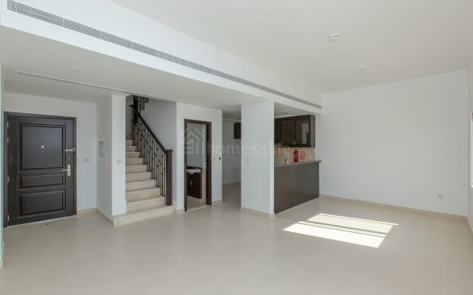 EXCLUSIVE | End Unit  | Rented | Negotiate