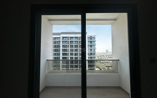 2 BHK | Corner Unit | Large Balcony | No Agents